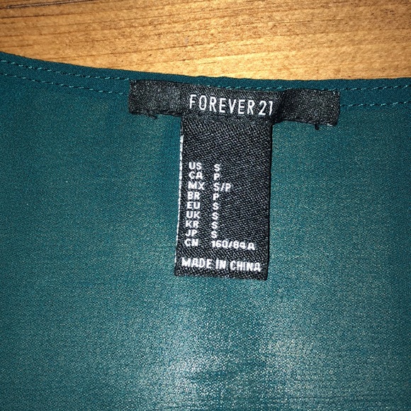 Teal flutter sleeve top - Picture 4 of 6